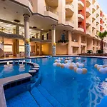 Casablanca Beach Family Suites